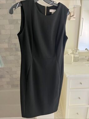 Calvin Klein Classic Black Sleeveless Sheath Dress